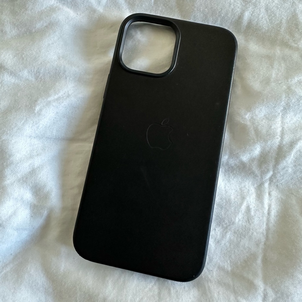 iPhone 12 Pro Max Apple Leather Case